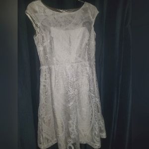 Lace overlay Liz Claiborne dress size 8
